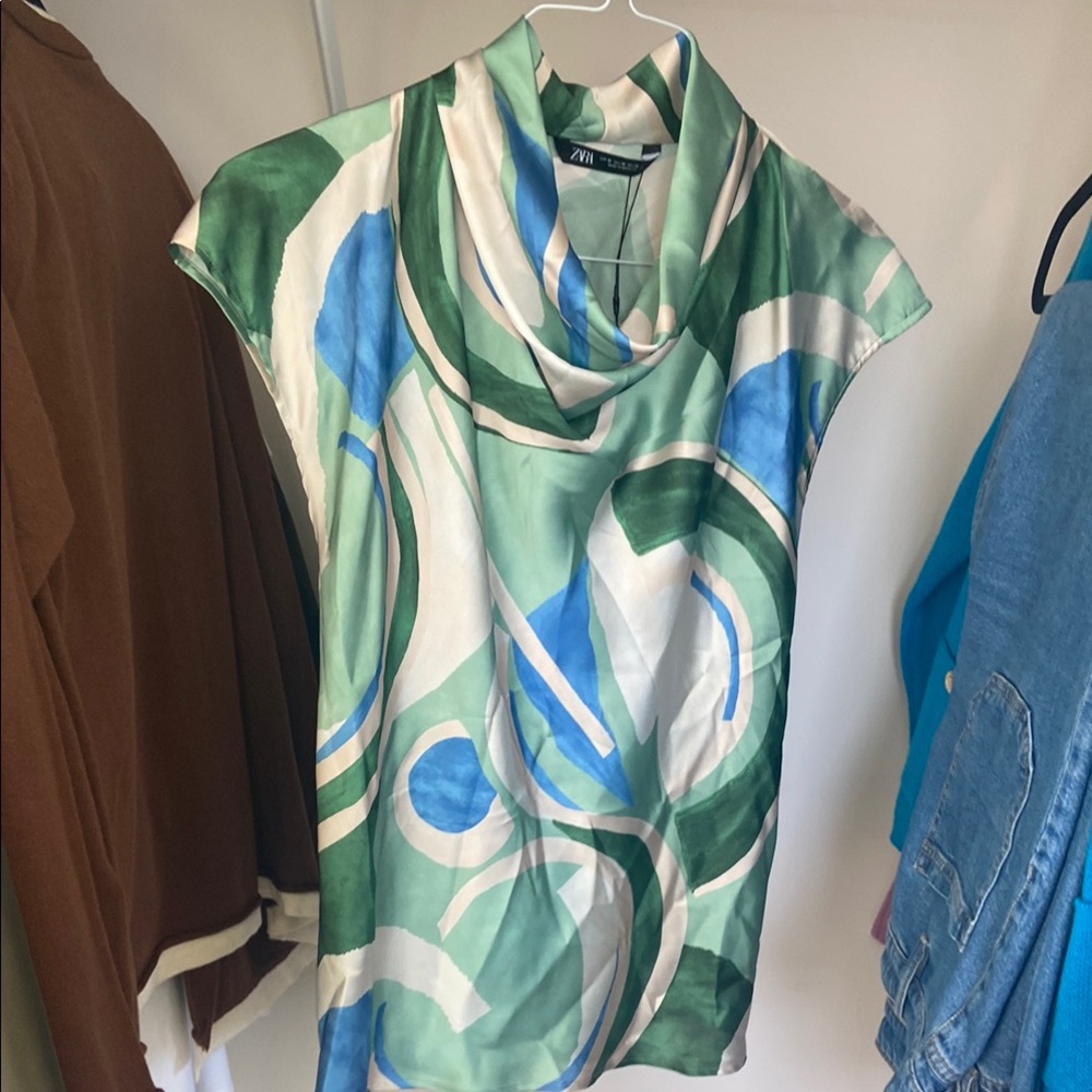 Zara Green Asymmetrical Cap Sleeve Blouse